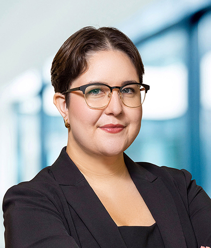 Zoe Pettler-Khurana, Vorys, Sater, Seymour and Pease LLP Photo